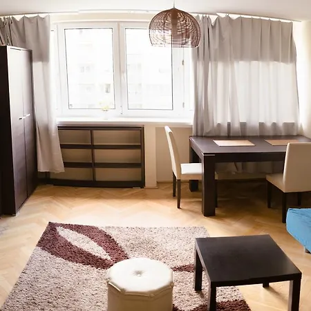 Goodnight Bagno 5 * Warschau